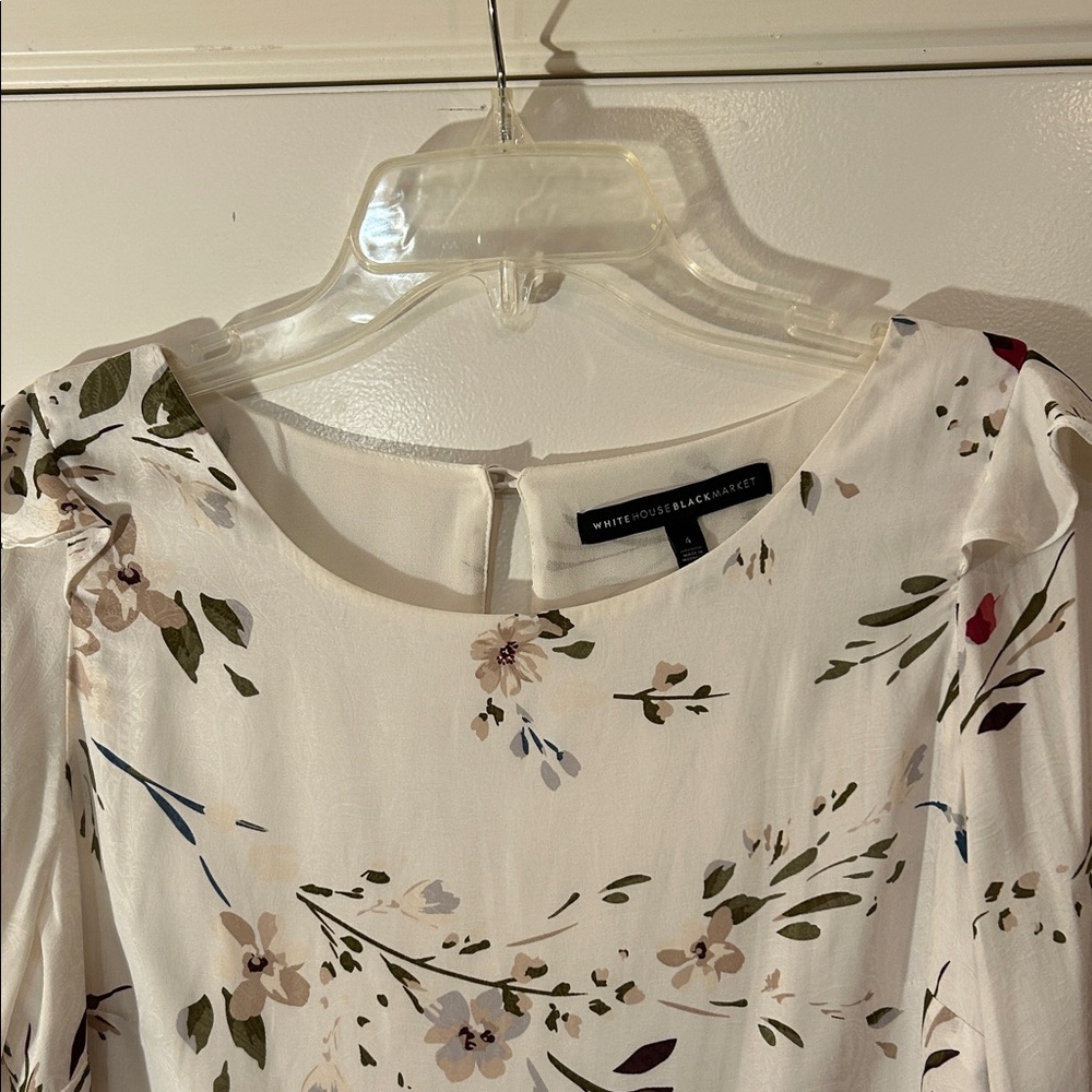 White House Black Market Floral Blouse - Cream and Green